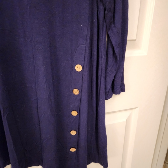 Zara Navy Tunic with Wooden Button Accents - Picture 2 of 3
